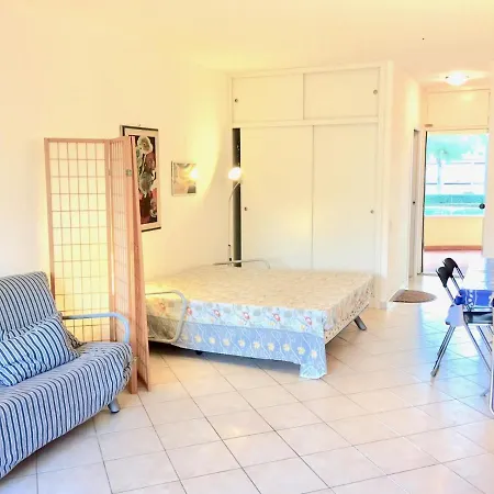 Via Dei Platani Apartment *